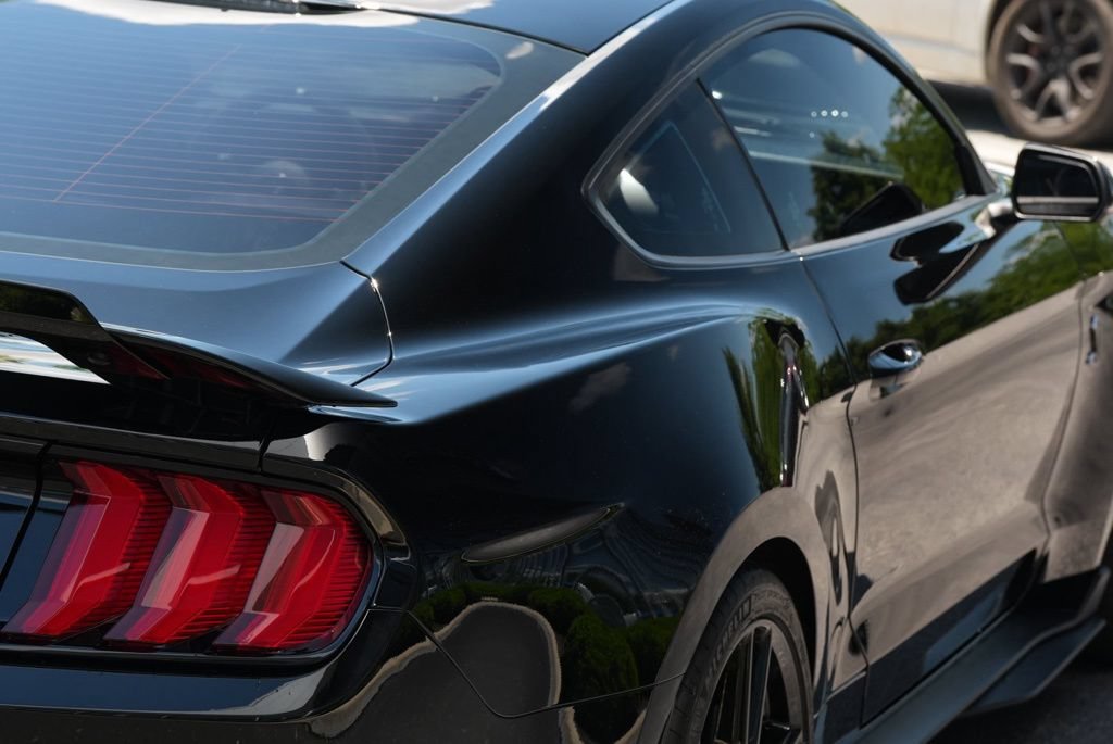 Used 2022 Ford Mustang Shelby GT500 w/ Technology Package RWD image 19