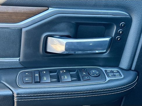 Used 2024 RAM 2500 Laramie image 15