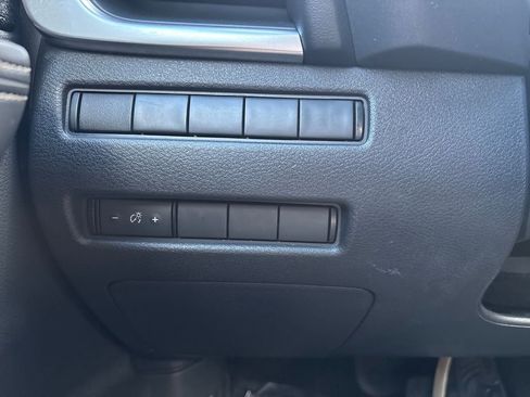 Used 2021 Nissan Rogue S AWD/4WD image 15