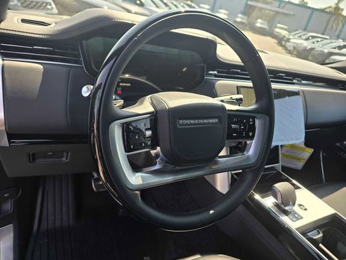 New 2025 Land Rover Range Rover SE image 26