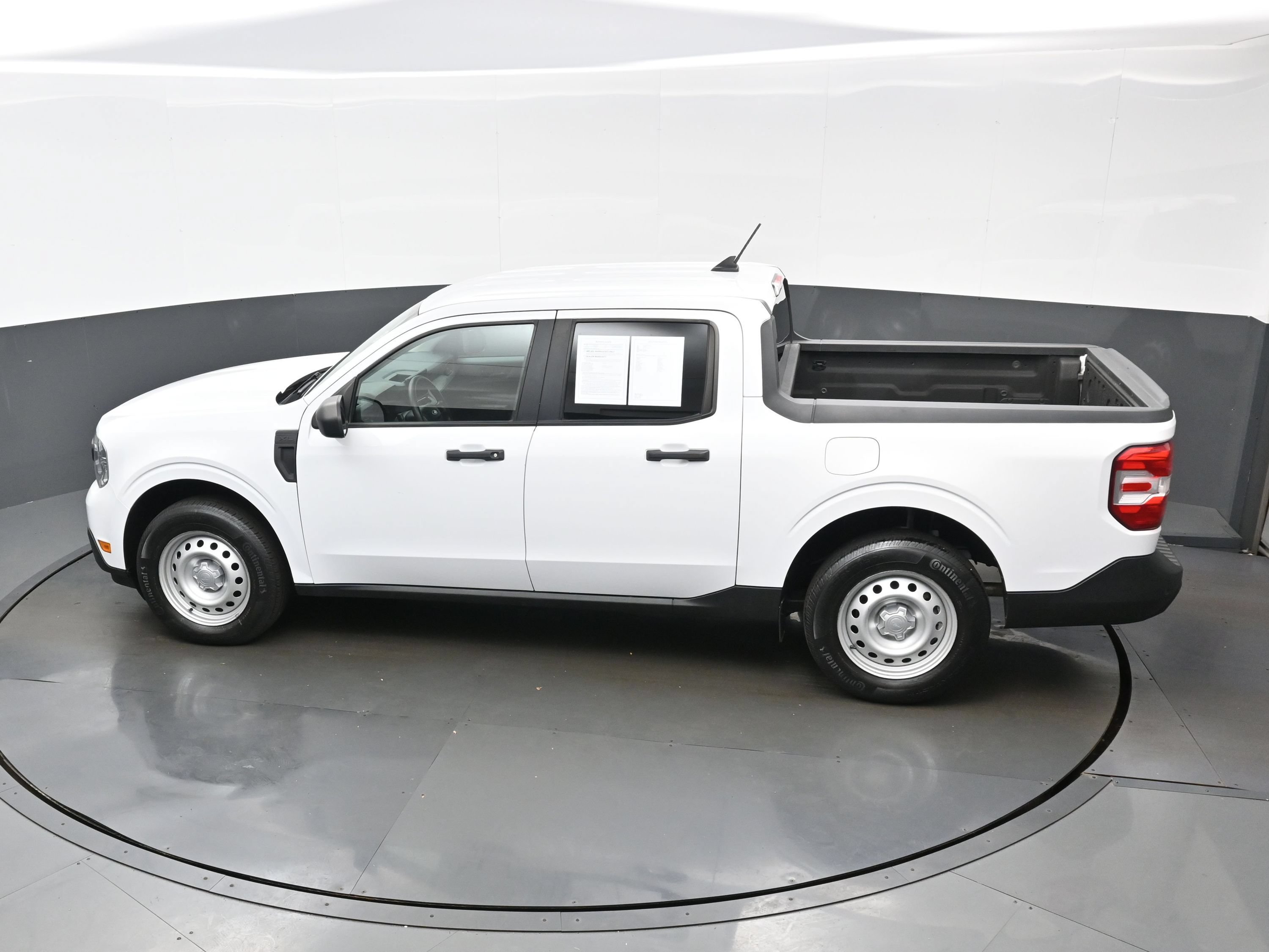 Used 2022 Ford Maverick XL w/ Equipment Group 100A Standard AWD/4WD image 32