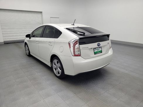 Used 2015 Toyota Prius Five image 5