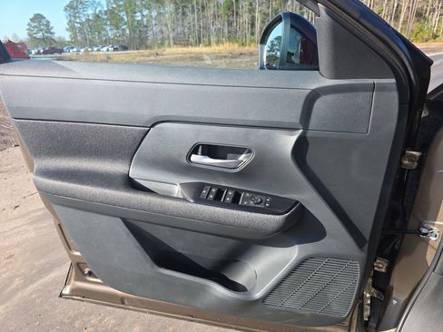 New 2026 Nissan Kicks SV w/ SV Premium Package image 30