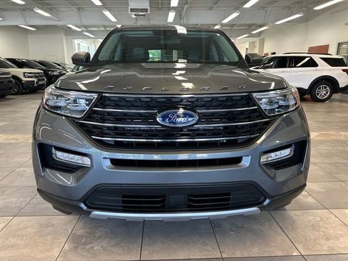 Used 2023 Ford Explorer XLT w/ Equipment Group 202A AWD/4WD image 20