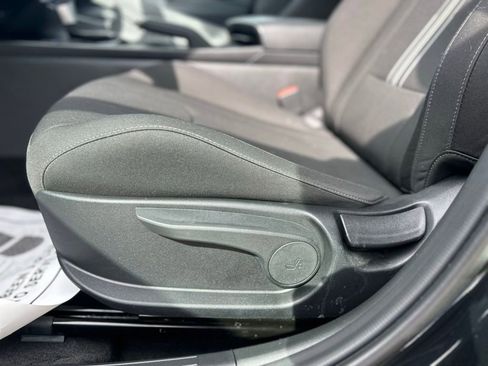 Used 2025 Hyundai Elantra Sport w/ Cargo Package image 14