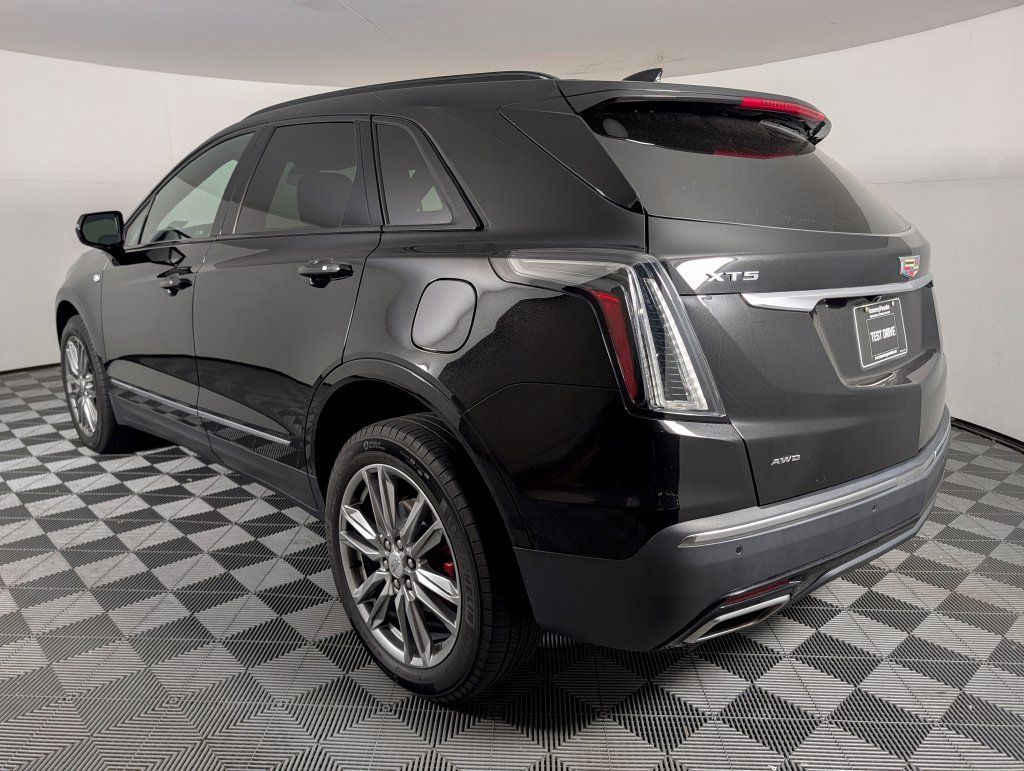 Used 2024 Cadillac XT5 Sportv AWD/4WD image 3