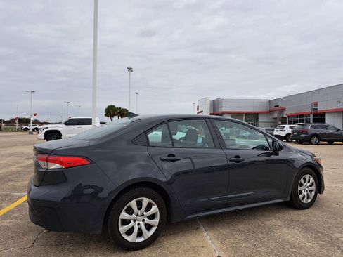 Used 2024 Toyota Corolla LE image 5