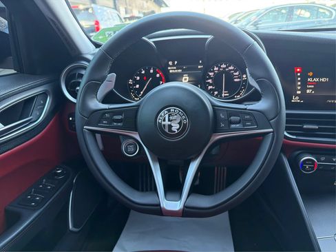 Used 2019 Alfa Romeo Giulia Ti Sport w/ Quick Order Package 22U Sport RWD image 17