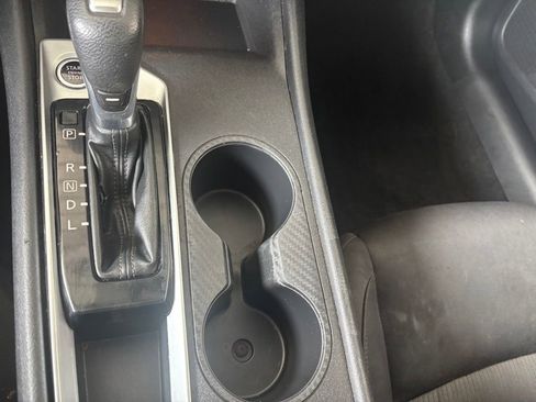 Used 2019 Nissan Altima 2.5 S FWD image 22