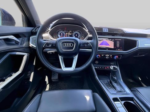 Used 2025 Audi Q3 2.0T Premium w/ Convenience Package AWD/4WD image 6