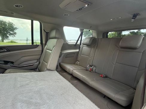 Used 2019 GMC Yukon XL SLT w/ Open Road Package RWD image 13