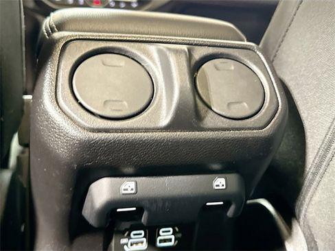 Used 2021 Jeep Wrangler Unlimited Sahara w/ Uconnect 4C Nav & Sound Group image 29