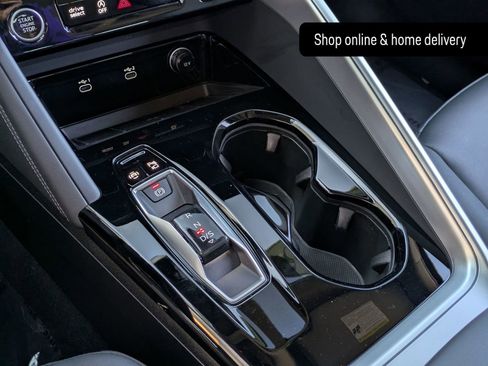 Used 2025 Audi Q5 Premium w/ Convenience Package image 14