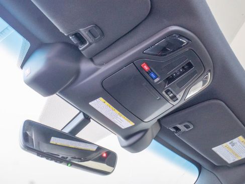 Used 2022 Subaru Outback Wilderness image 14