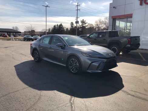 New 2026 Toyota Camry XLE image 1