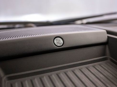 Used 2019 Ford F150 Lariat w/ Equipment Group 502A Luxury image 54