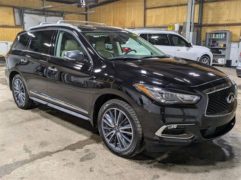 Used 2019 INFINITI QX60 Luxe w/ Sensory Package image 7