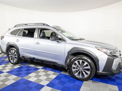 Used 2024 Subaru Outback Limited image 2