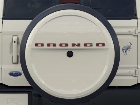 New 2026 Ford Bronco Outer Banks AWD/4WD image 24