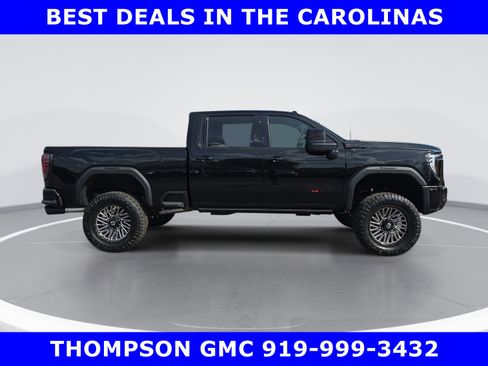 New 2026 GMC Sierra 2500 AT4 image 3