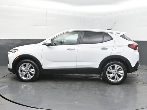 Used 2025 Buick Encore GX Preferred AWD/4WD image 7