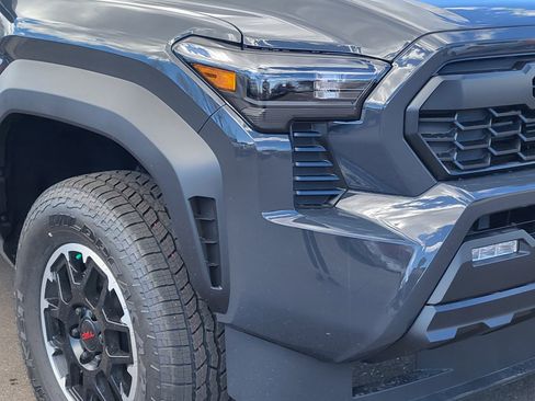 New 2026 Toyota Tacoma TRD Off-Road AWD/4WD image 5