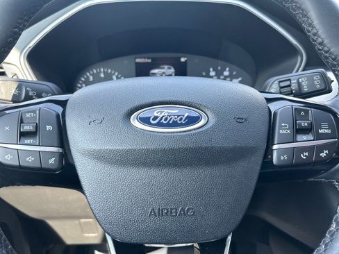 Used 2022 Ford Escape SE w/ Cold Weather Package AWD/4WD image 14