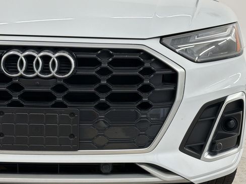 Used 2023 Audi Q5 2.0T Premium Plus w/ Premium Plus Package AWD/4WD image 24