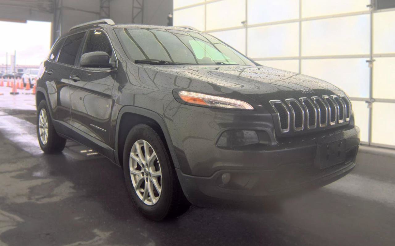 Used 2015 Jeep Cherokee Latitude AWD/4WD image 4