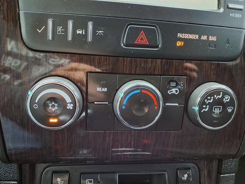 Used 2015 Chevrolet Traverse LT w/ Style and Technology Package image 20