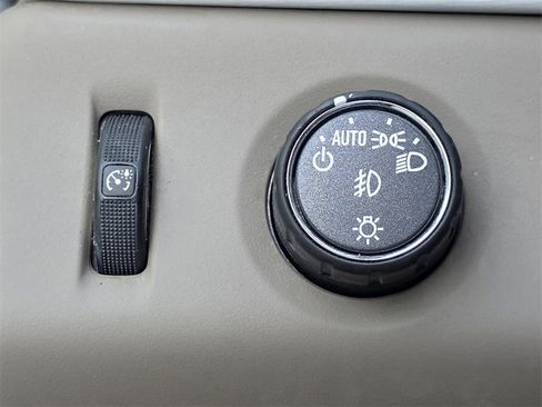 Used 2019 GMC Yukon XL SLT w/ Open Road Package image 30