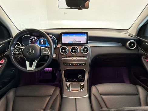 Used 2021 Mercedes-Benz GLC 300 4MATIC image 16