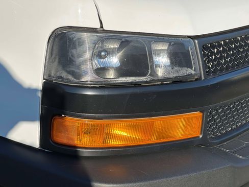 Used 2023 Chevrolet Express 3500 LS image 9