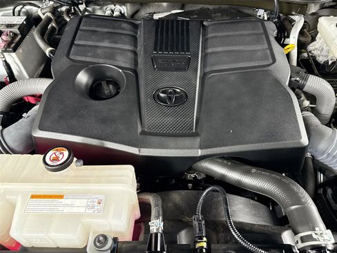 Used 2023 Toyota Tundra Platinum image 45