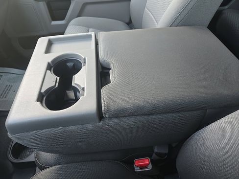 Used 2015 Ford F150 XLT image 64