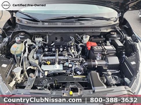 Certified 2024 Nissan Kicks SV image 30