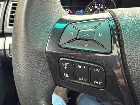 Used 2016 Ford Explorer XLT w/ Equipment Group 202A image 23