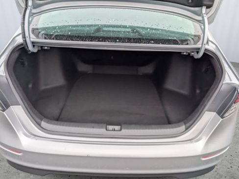 Certified 2025 Honda Accord SE image 10