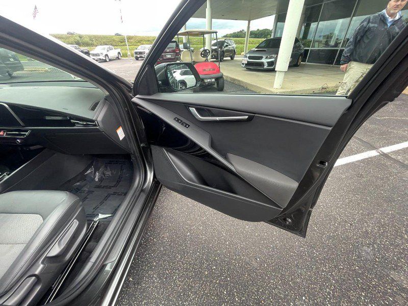Used 2023 Kia Niro Wind w/ Wind Preserve Package FWD image 11
