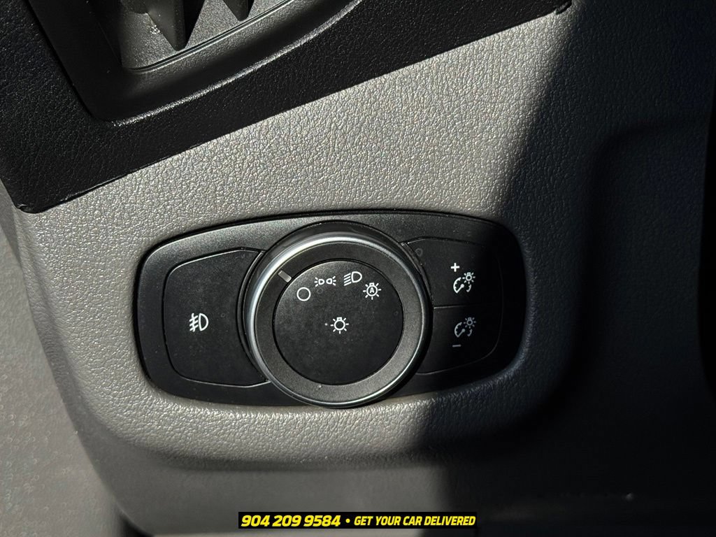 Used 2022 Ford Transit Connect XLT FWD image 12