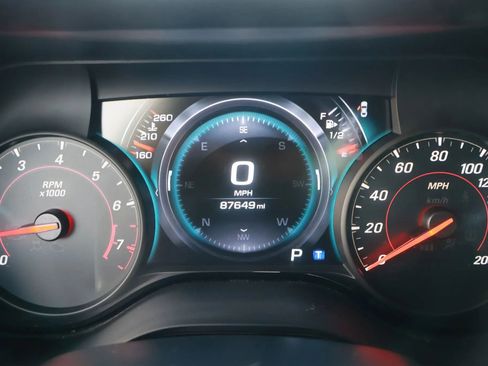 Used 2017 Chevrolet Camaro SS image 21