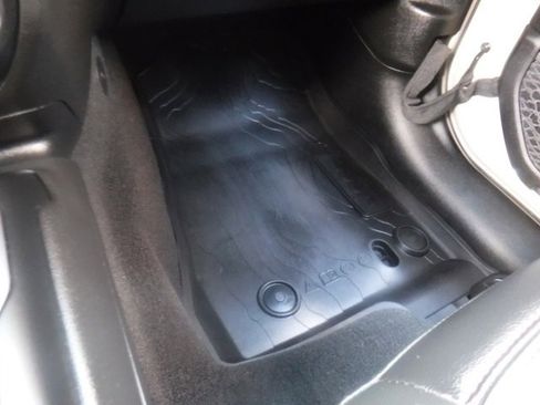 Certified 2022 Jeep Wrangler Unlimited Rubicon w/ LED Lighting Group image 33