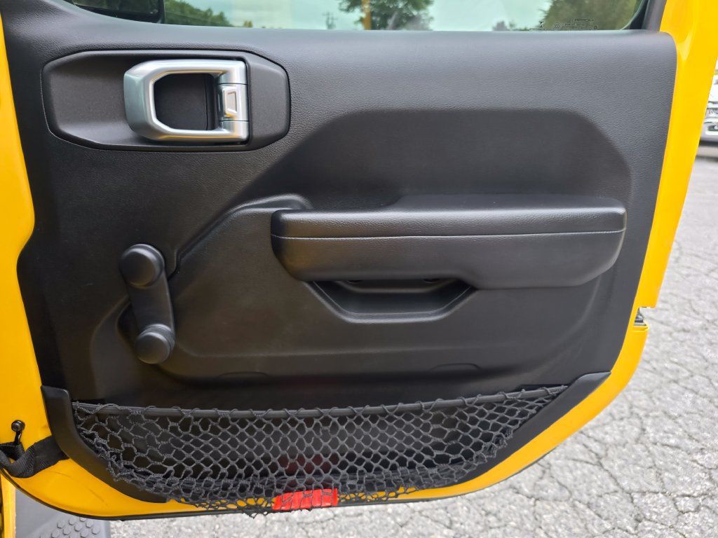 Used 2018 Jeep Wrangler Unlimited Sport AWD/4WD image 45