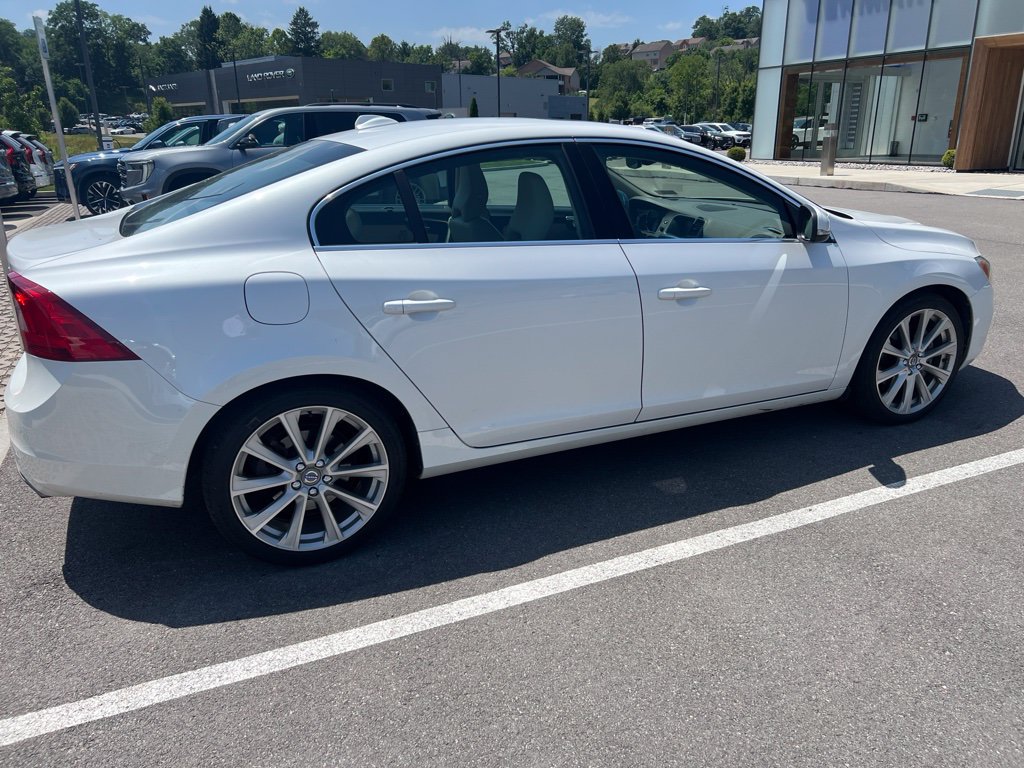 Used 2017 Volvo S60 T5 Inscription AWD/4WD image 6