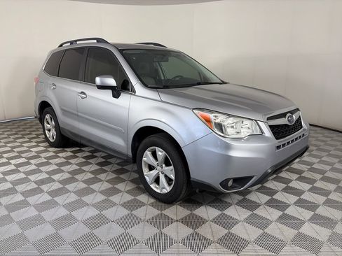 Used 2016 Subaru Forester 2.5i Limited AWD/4WD image 1