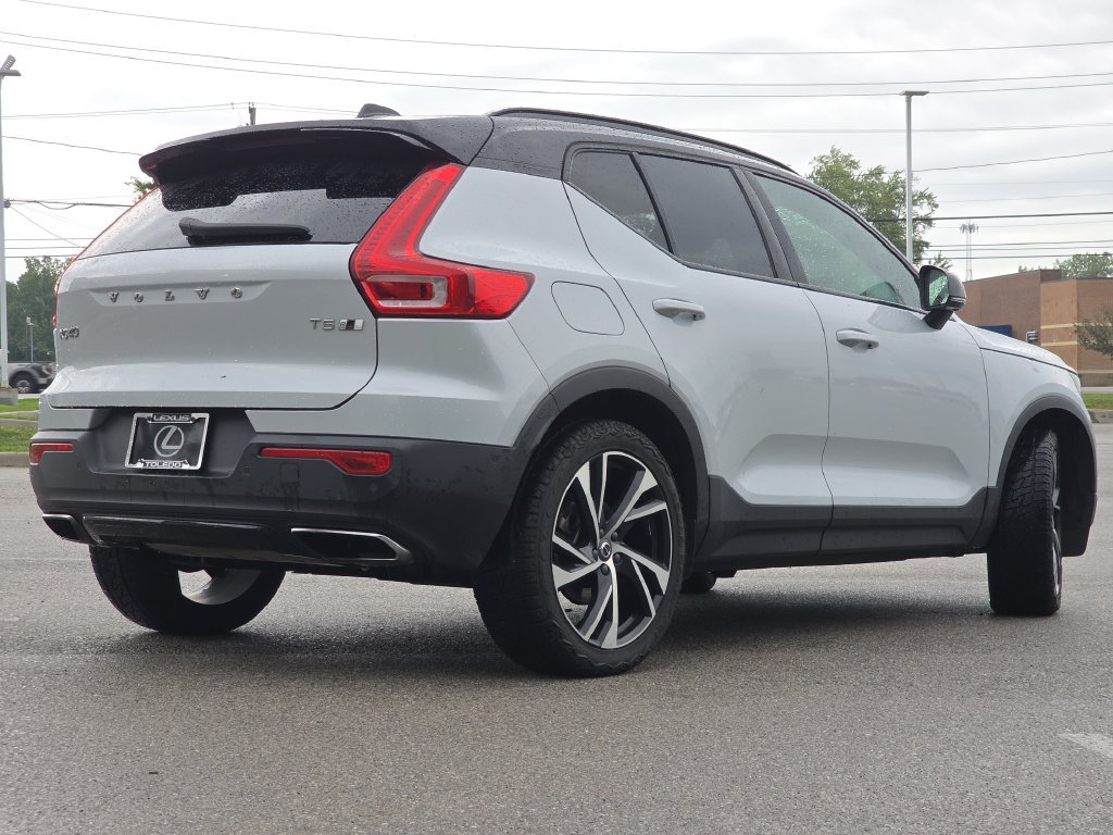 Used 2020 Volvo XC40 T5 R-Design w/ Protection Package Premier AWD/4WD image 10