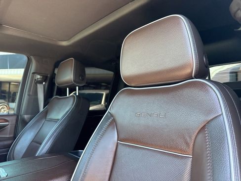 Used 2024 GMC Sierra 2500 Denali w/ Denali Reserve Package AWD/4WD image 18