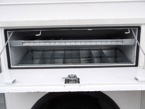 Used 2012 Ford F550 2WD Regular Cab Super Duty w/ Payload Upgrade Pkg image 40