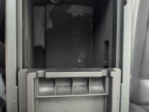 Used 2016 Subaru Outback 2.5i Limited image 43