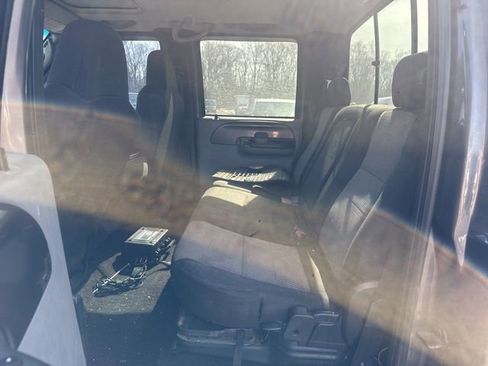 Used 2005 Ford F350 XLT image 13